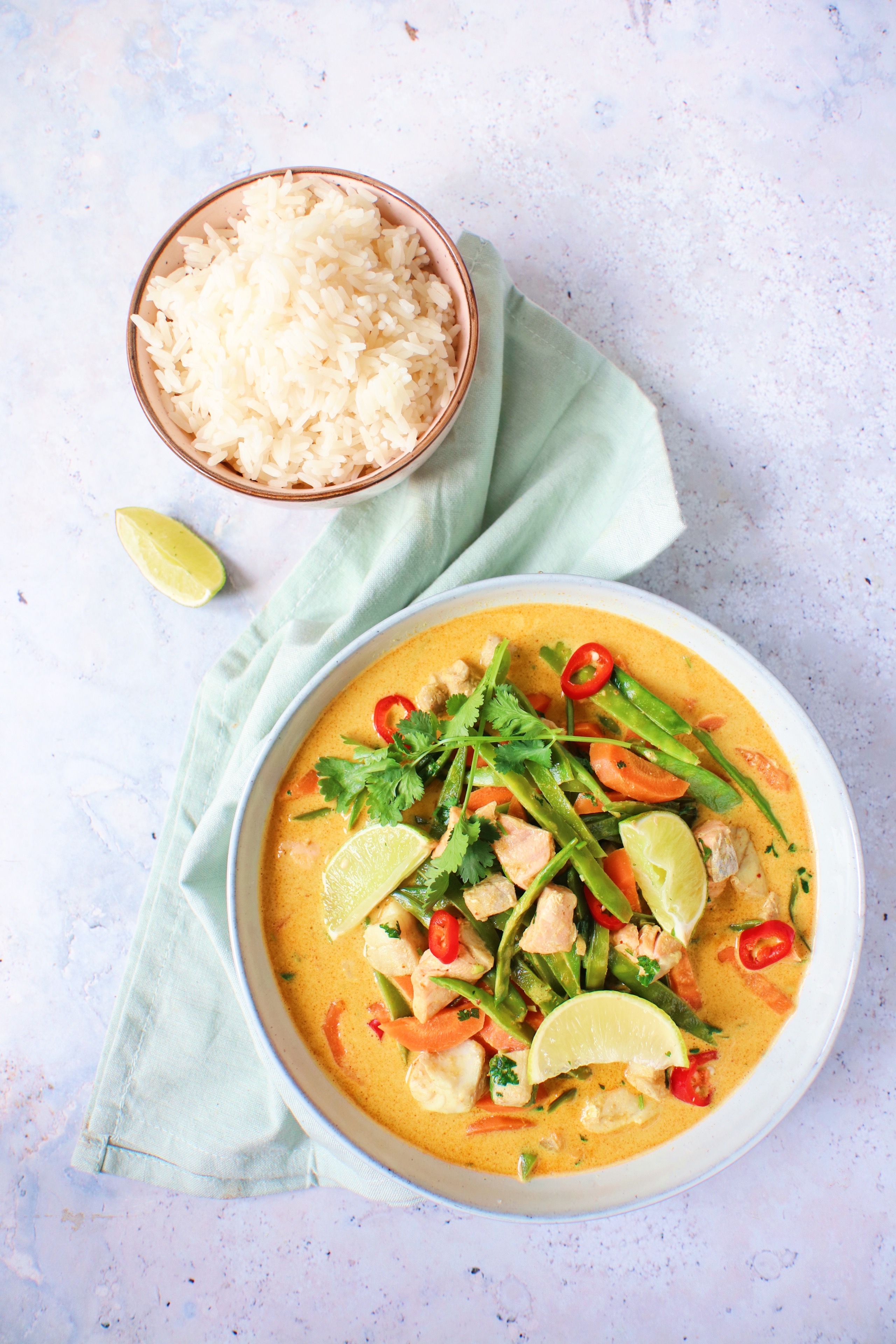 escaleren Tirannie Maria Recept: Thaise vis curry met kokosmelk - Jaimy's Kitchen