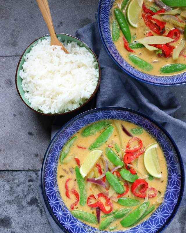Eed huiswerk maken agitatie Vegetarische Thaise groene curry - Jaimy's Kitchen