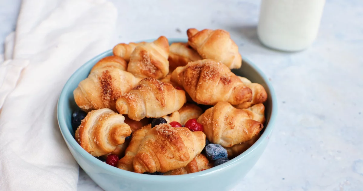 Mini Croissant Cereals Met Kaneel En Rood Fruit - Jaimy'S Kitchen